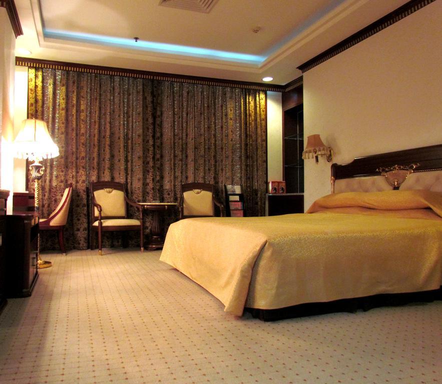 W.Y. Lera Hotel Guangzhou Buitenkant foto