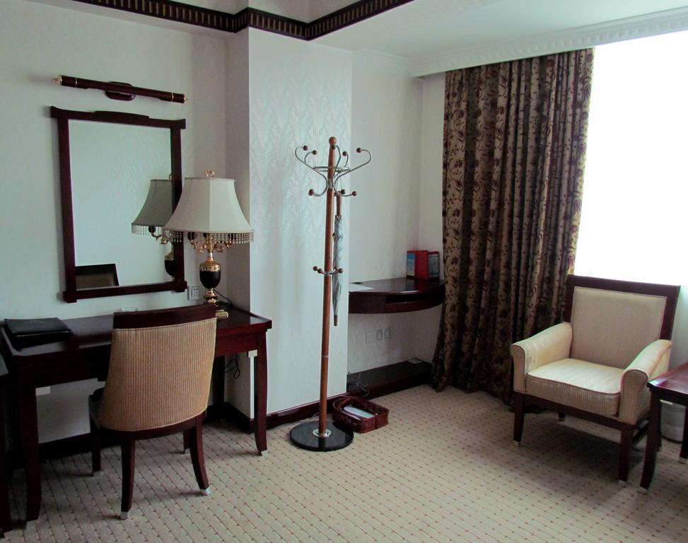 W.Y. Lera Hotel Guangzhou Buitenkant foto