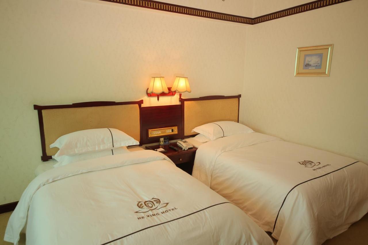 W.Y. Lera Hotel Guangzhou Buitenkant foto