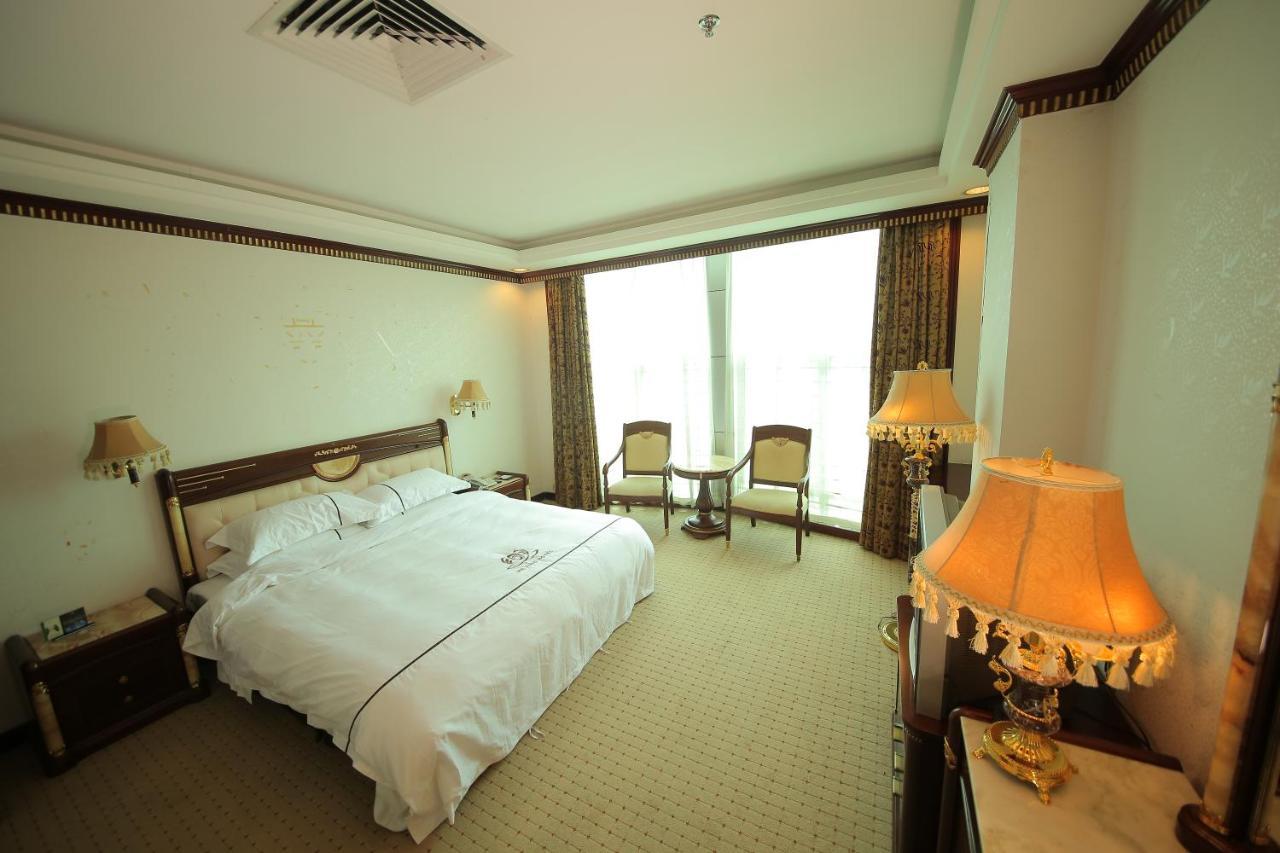 W.Y. Lera Hotel Guangzhou Buitenkant foto